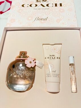 Coach Floral Fragrance Gift Set /NWT
